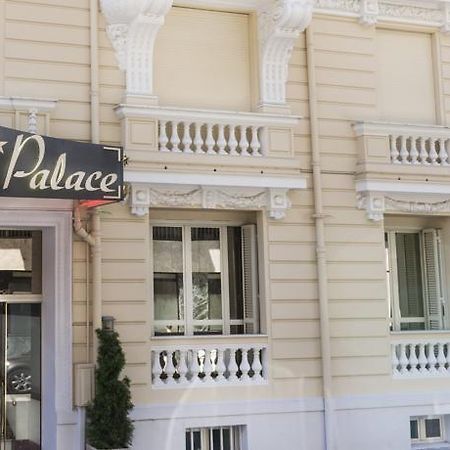 Hotel Little Palace Dibrugarh Dış mekan fotoğraf
