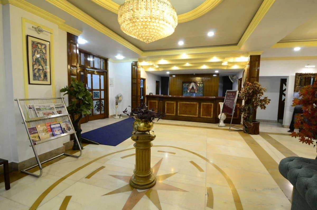 Hotel Little Palace Dibrugarh Dış mekan fotoğraf