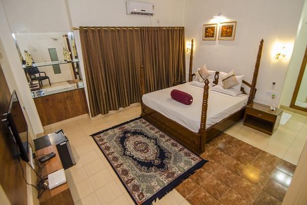Hotel Little Palace Dibrugarh Dış mekan fotoğraf